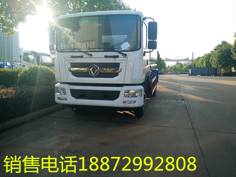 東風(fēng)15噸灑水車圖片 東風(fēng)15噸灑水車圖片