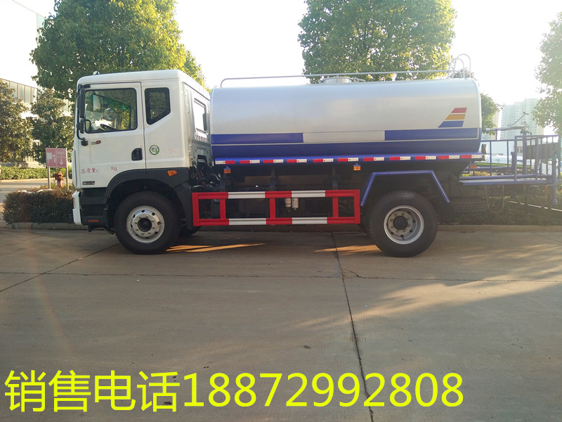 東風(fēng)15噸灑水車圖片 東風(fēng)15噸灑水車圖片