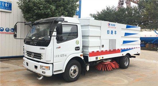 東風(fēng)洗掃車(chē)價(jià)格 專(zhuān)用掃路車(chē),東風(fēng)清掃車(chē)價(jià)格 沖洗掃路車(chē) 東風(fēng)洗掃車(chē)價(jià)格 專(zhuān)用掃路車(chē),東風(fēng)清掃車(chē)價(jià)格 沖洗掃路車(chē)