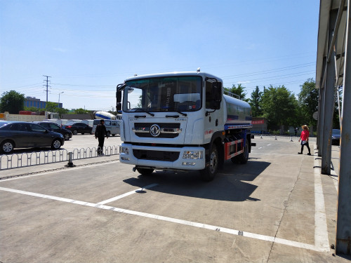 灑水車可以逆向行駛嗎-灑水車生產(chǎn)廠家 灑水車可以逆向行駛嗎-灑水車生產(chǎn)廠家