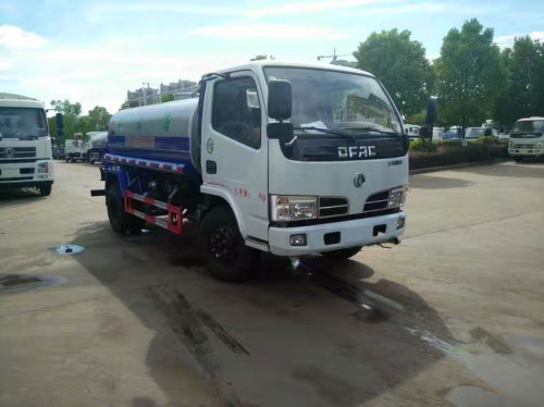 灑水車(chē)價(jià)格報(bào)價(jià)為何相差幾千 程力灑水車(chē)型號(hào)是多少 灑水車(chē)價(jià)格報(bào)價(jià)為何相差幾千 程力灑水車(chē)型號(hào)是多少