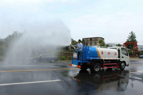 凱馬5噸灑水車_灑水車廠家價格_凱馬小型灑水車 凱馬5噸灑水車_灑水車廠家價格_凱馬小型灑水車