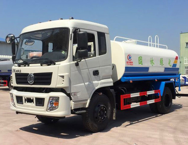 程力威牌CLW5162GSSSZ6型灑水車(chē) 程力威牌CLW5162GSSSZ6型灑水車(chē)