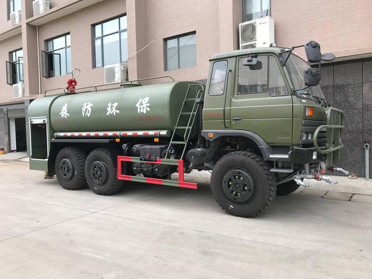 10方六驅(qū)灑水車 6驅(qū)越野水罐車消防灑水車 東風(fēng)六驅(qū)越野森林消防水罐車 10方六驅(qū)灑水車 6驅(qū)越野水罐車消防灑水車 東風(fēng)六驅(qū)越野森林消防水罐車