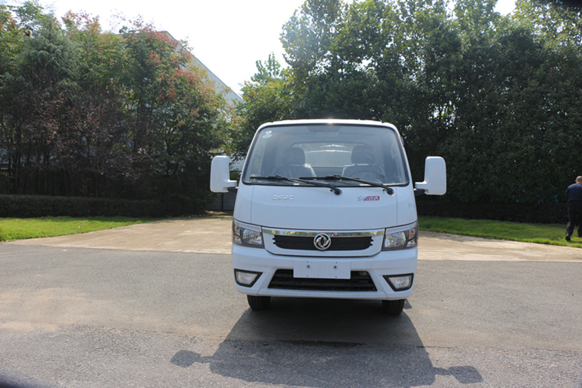 小型灑水車 小型灑水車